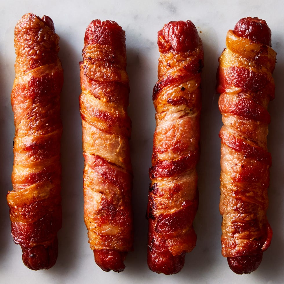 hot dogs wrapped in bacon