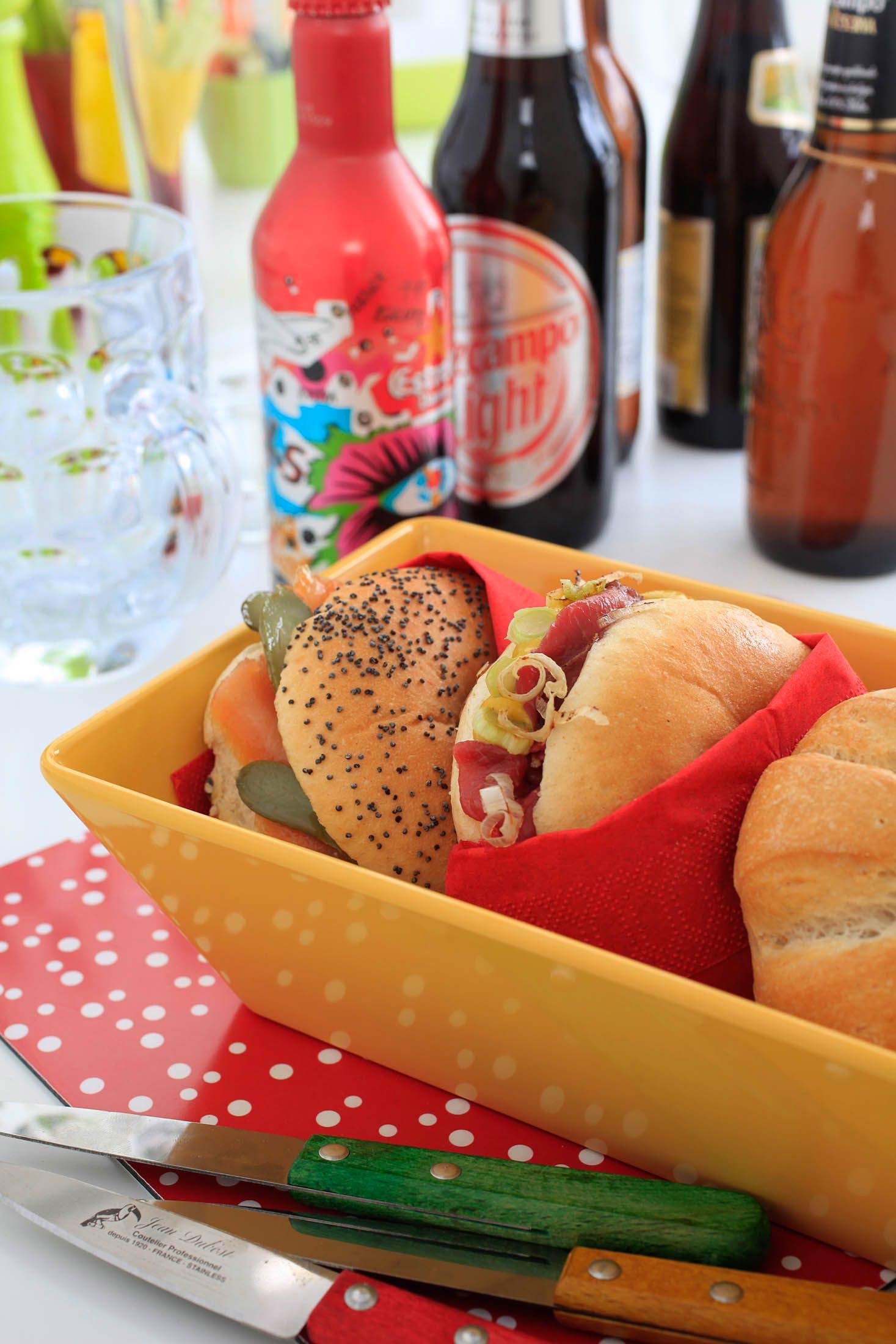 bagels de salmón y roastbeef