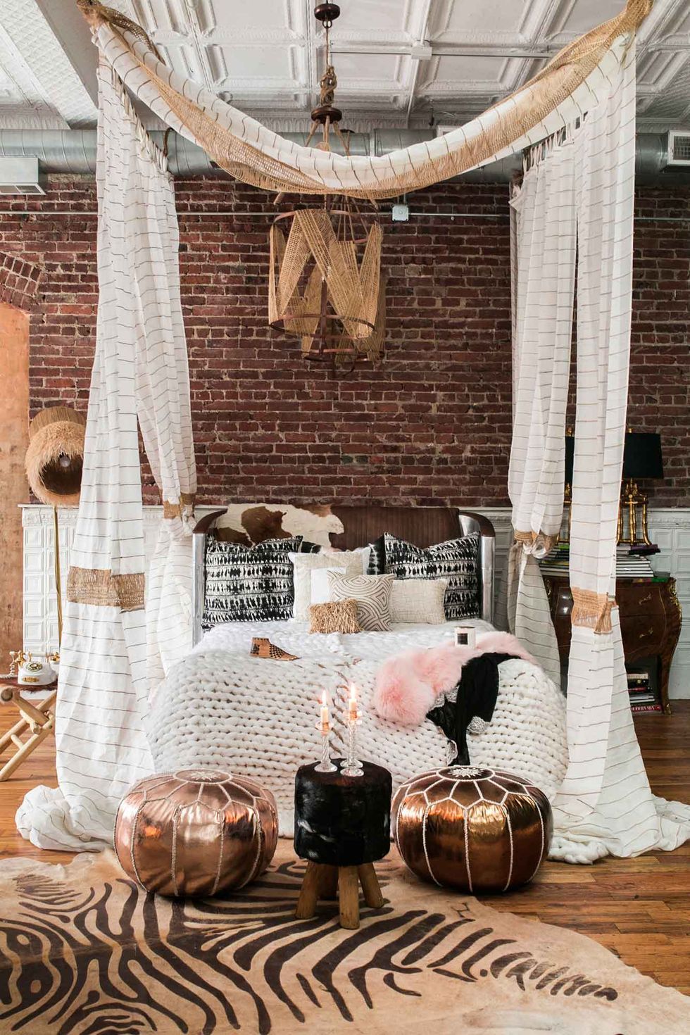 Family-Friendly Rustic Bedroom