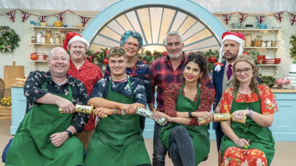 preview for Bake Off's Paul Hollywood destroys baker's pastry (Channel 4)