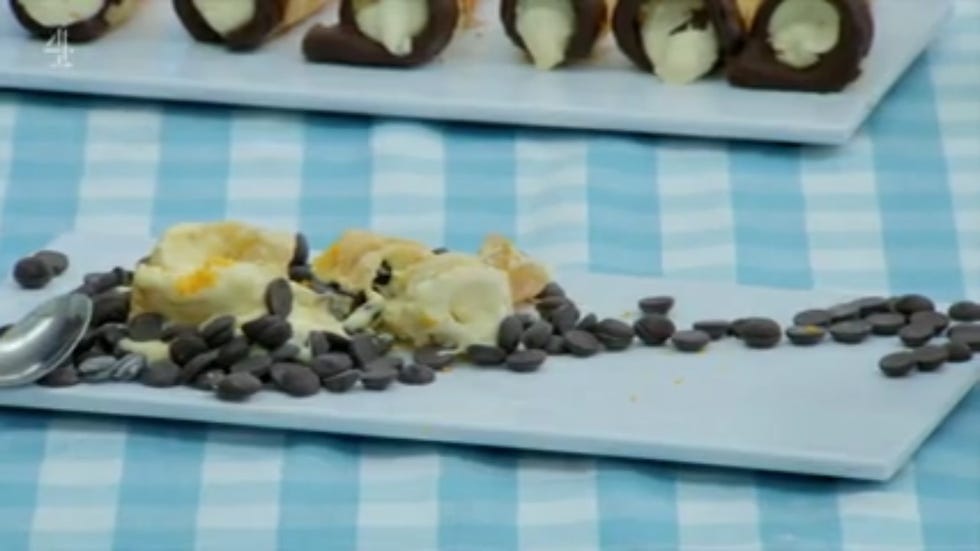 Great Celebrity Bake Off 3/12/19: James Acaster's scrambled cream horn