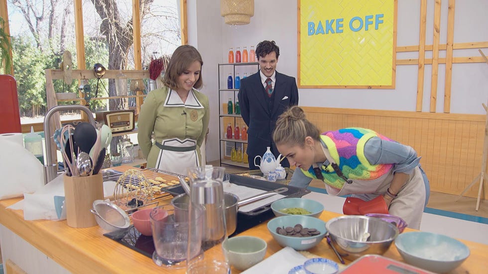 helena ezquerro y almagro san miguel en el plato de 'bake off famosos al horno'