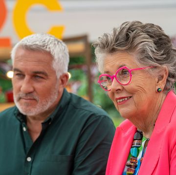 bake off stand up 2 cancer, paul hollywood and prue leith