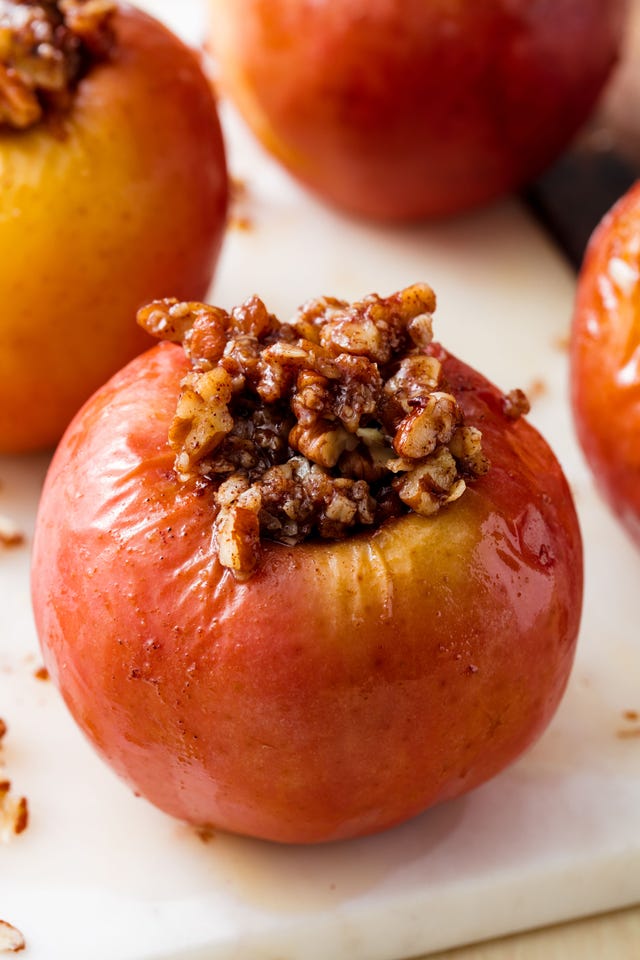 baked cinnamon apples vertical