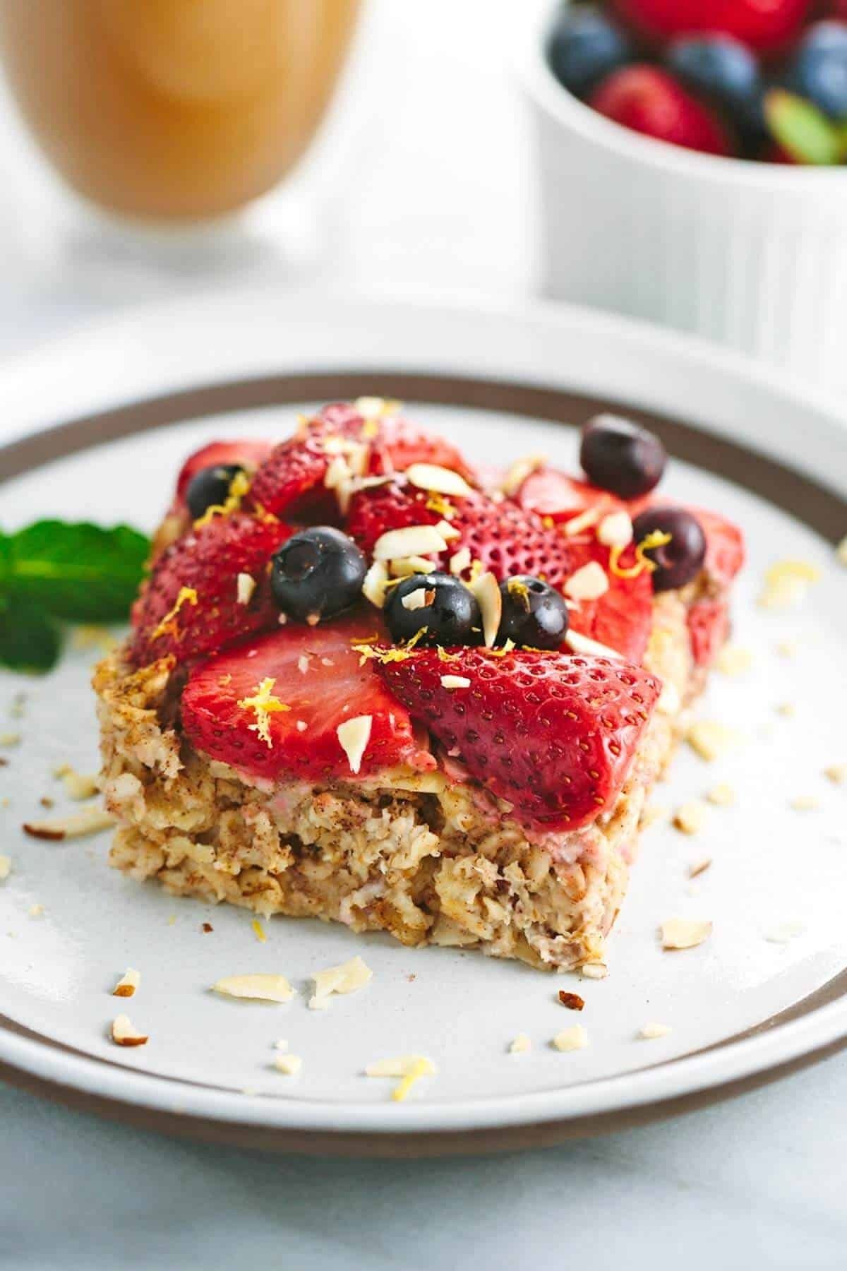 15 Best Baked Oatmeal Recipes For Breakfast And Brunch