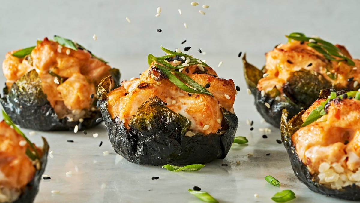 Best Baked Salmon Sushi Cups Recipe - How To Make Baked Salmon Sushi Cups
