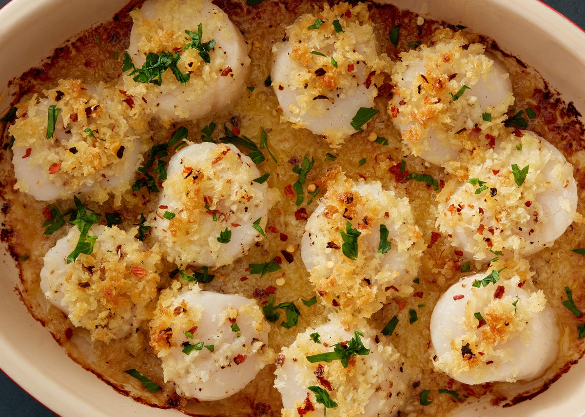 preview for These Buttery Baked Scallops Take Only 30 Minutes To Prepare