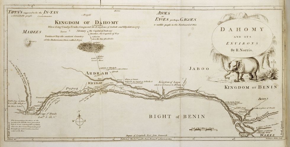 Een gravure van een kaart van Dahomey en omgeving uit het boek The History of Dahomey uit 1793 van slavenhandelaar en geschiedkundige Archibald Dalzel