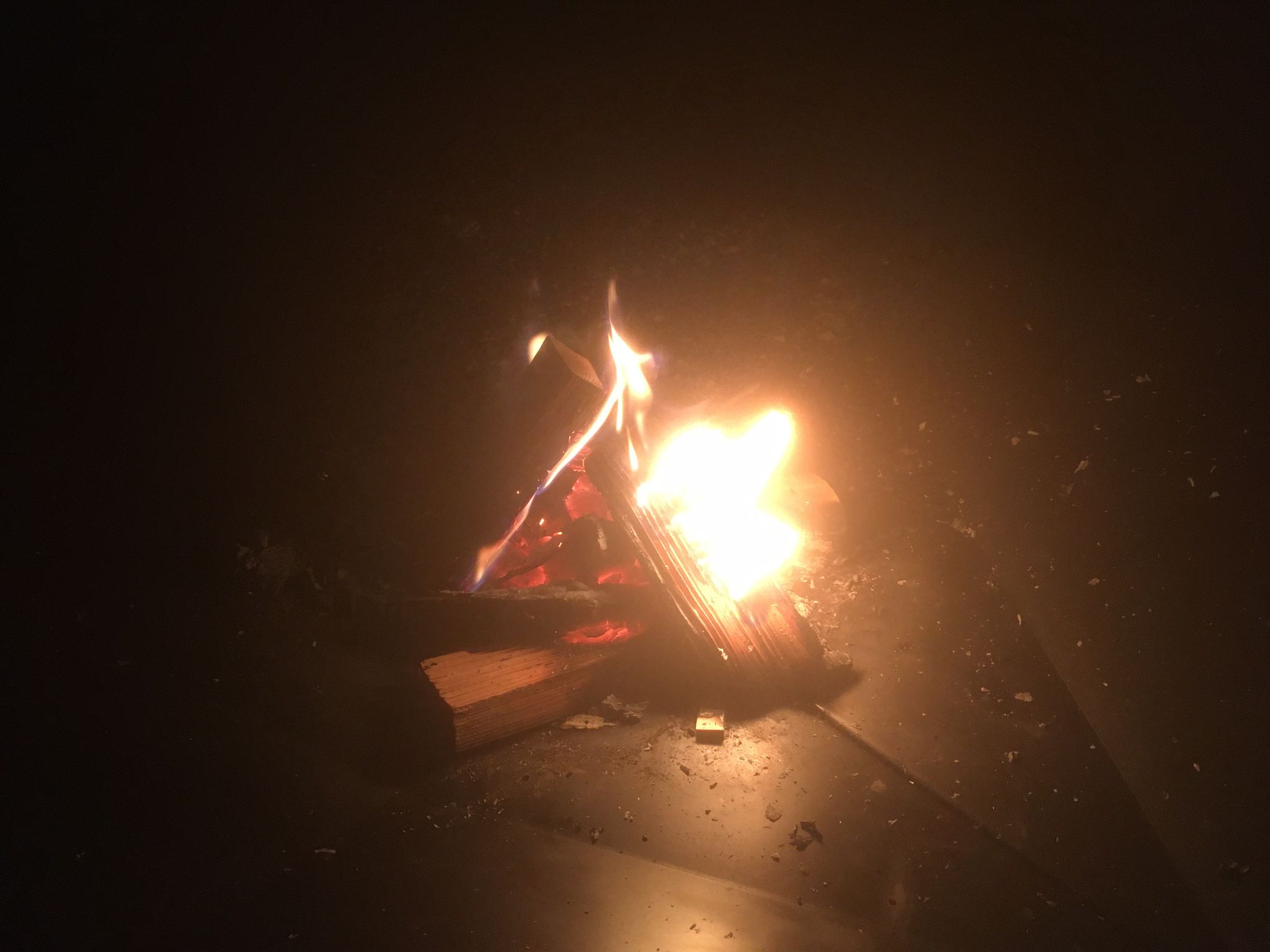 ベランダの焚き火