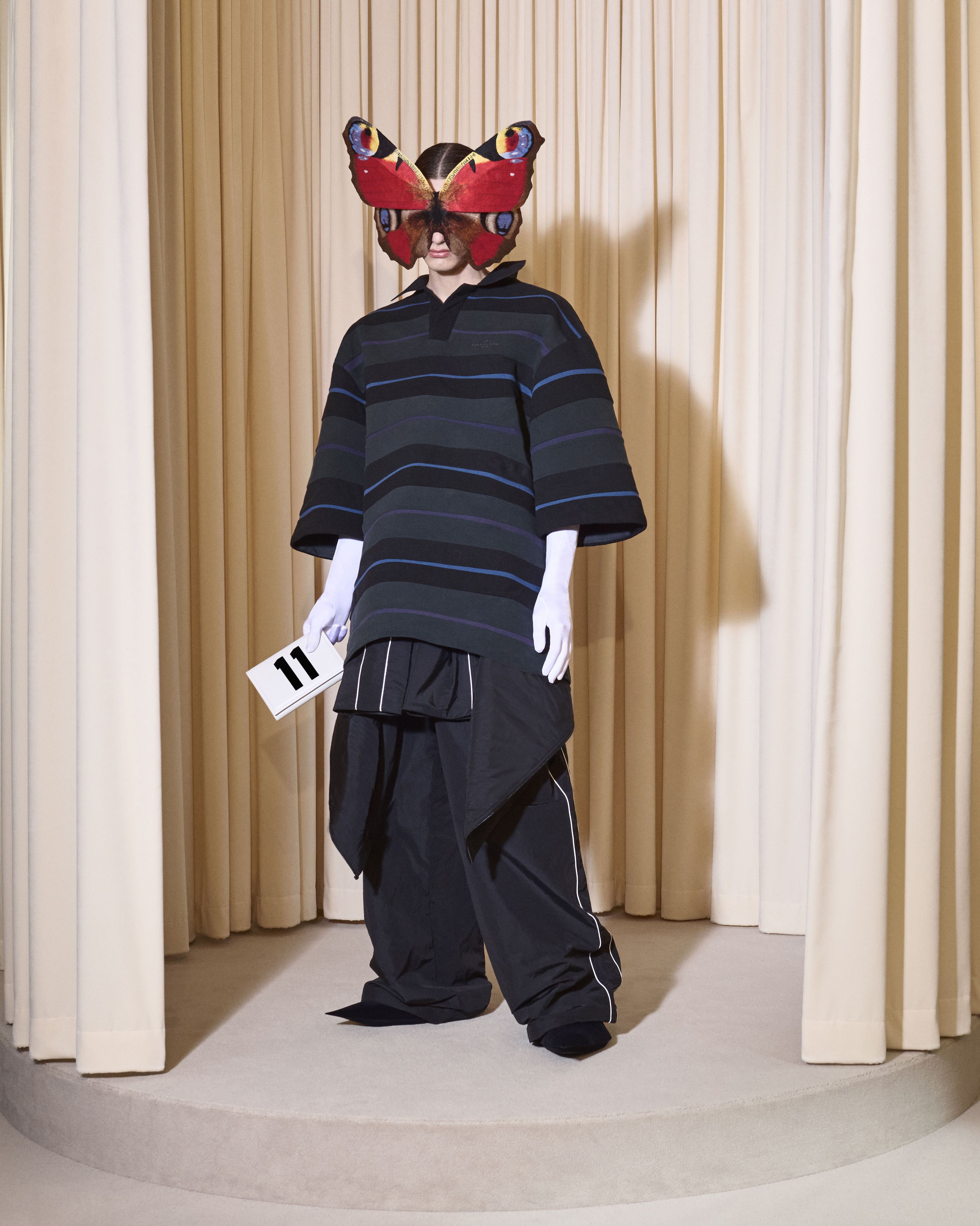 Balenciaga Fall 2024 Couture Review: Past and Present Collide