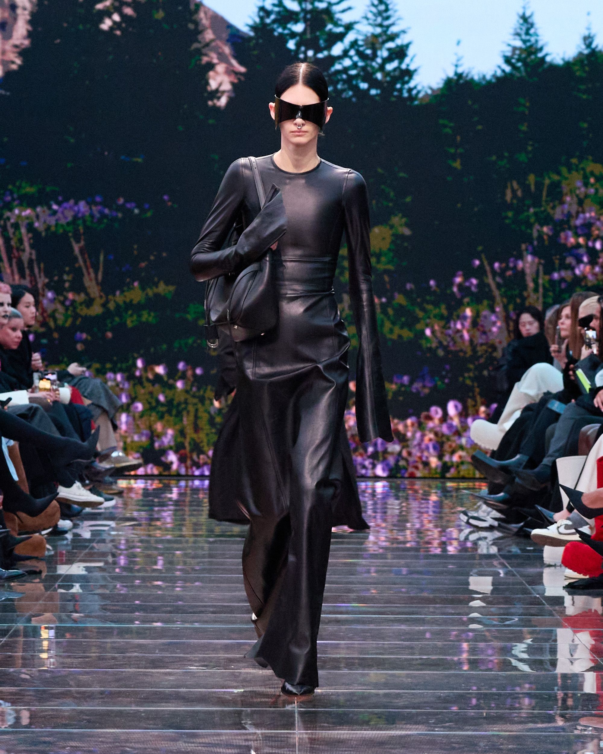 バレンシアガ（BALENCIAGA） 2024-25秋冬コレクション