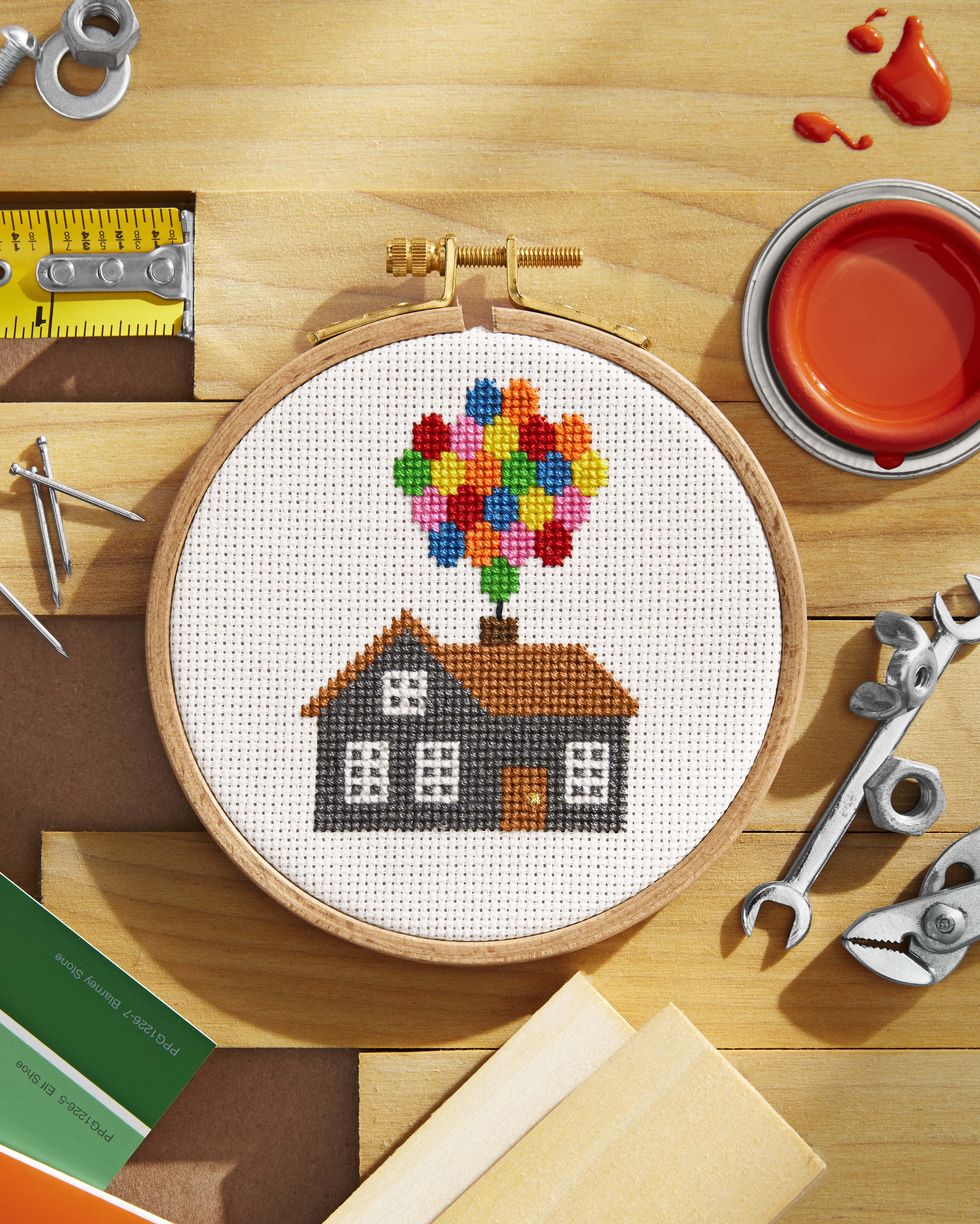  balloon-house-country-living-cross-stitch 