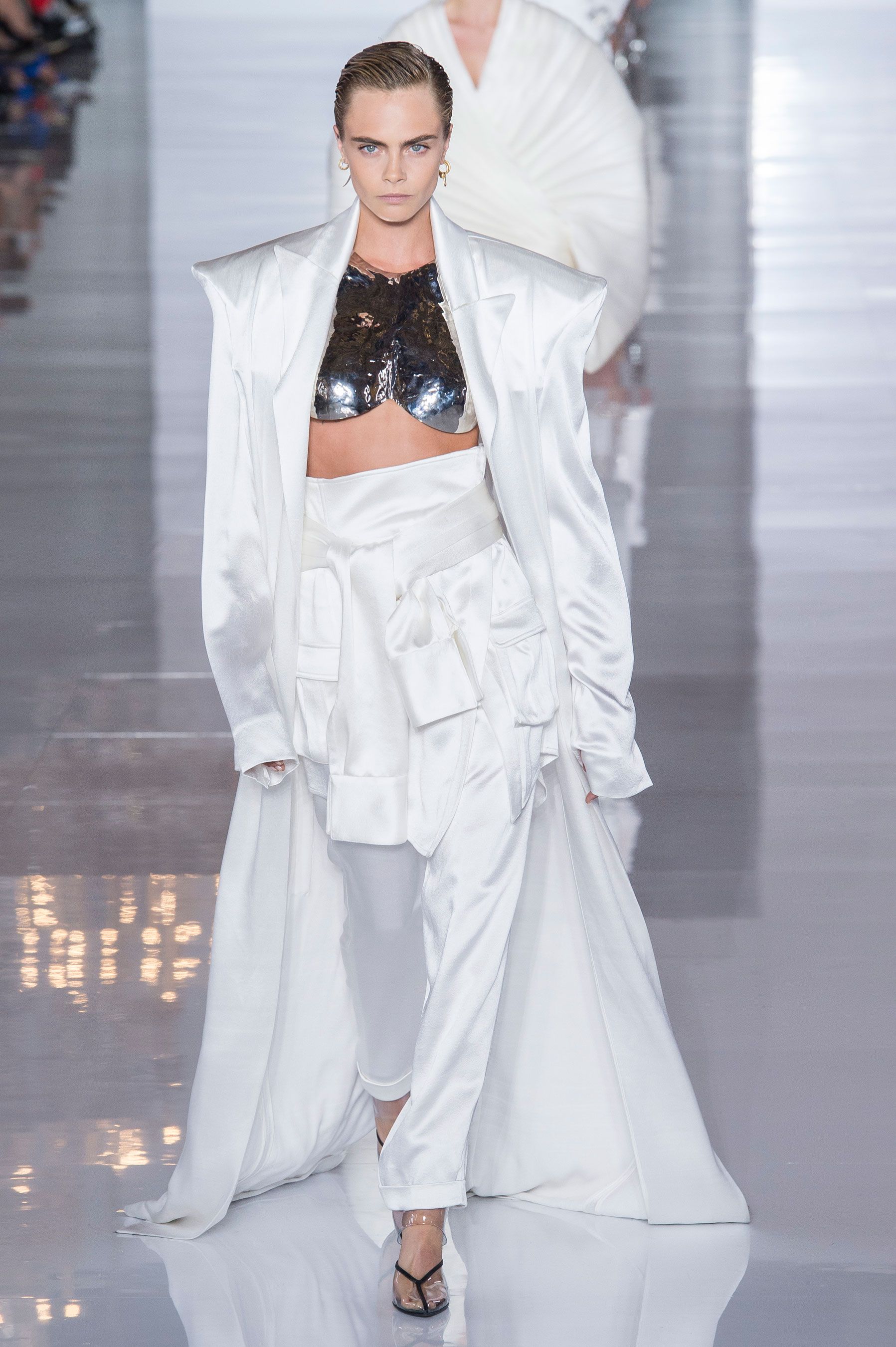 BALMAIN（バルマン）｜2019春夏NY、ロンドン、ミラノ、パリ