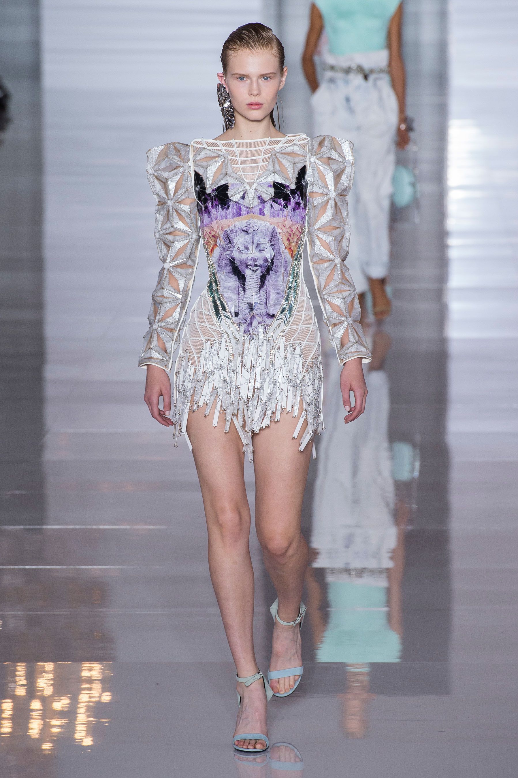 BALMAIN（バルマン）｜2019春夏NY、ロンドン、ミラノ、パリ
