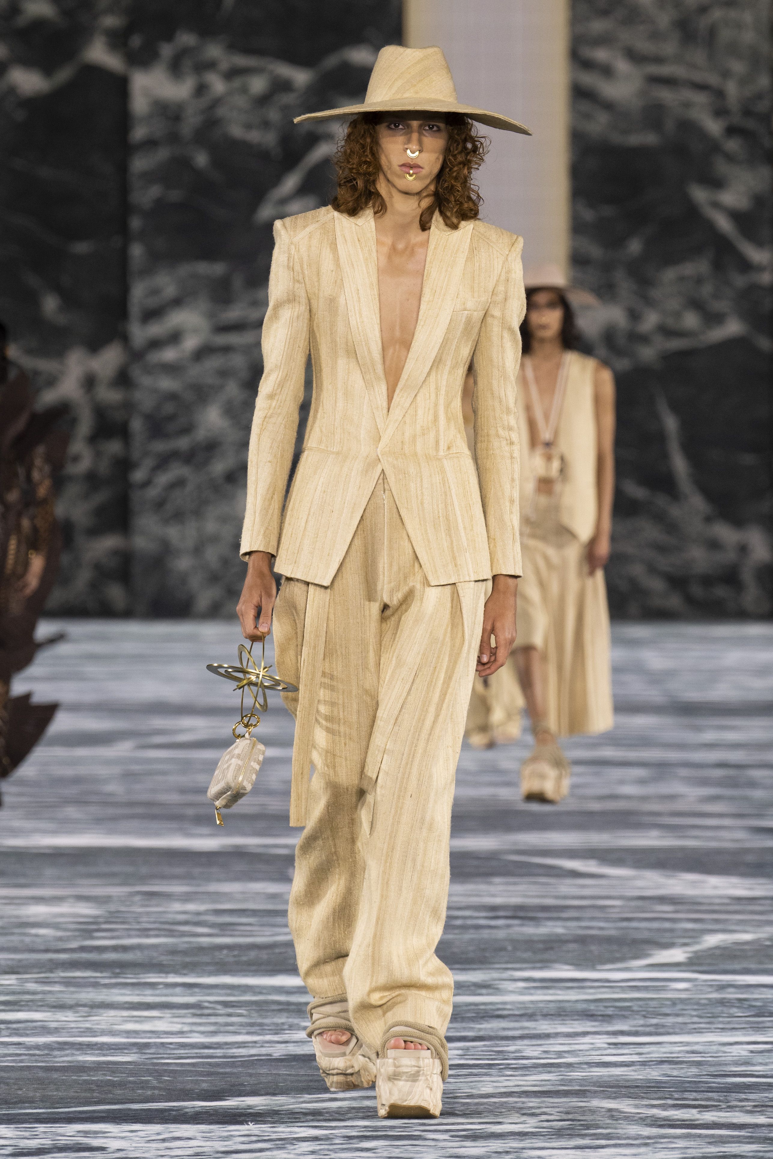 バルマン（BALMAIN）」2023春夏コレクション | ファッション | ELLE 