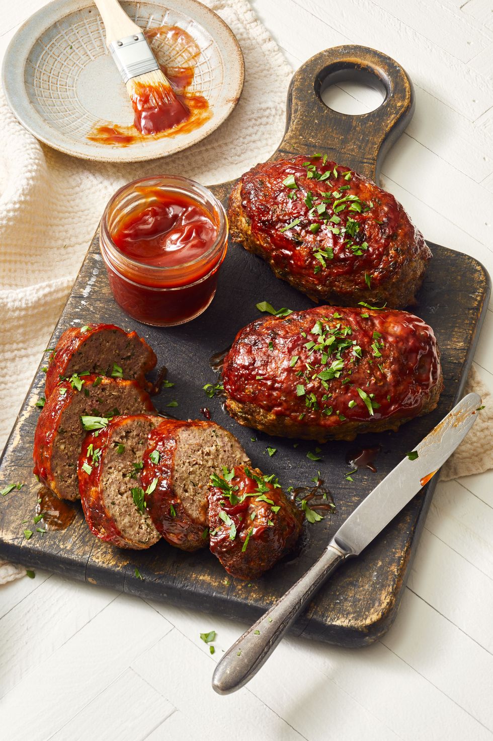balsamic glazed mini meatloaves with ketchup glazed on top
