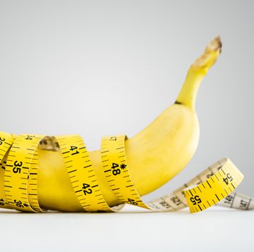 banana length measurement with tape