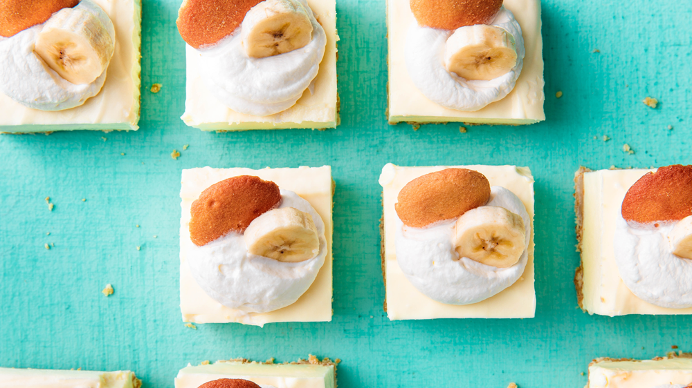 preview for We're In Love With These Banana Pudding Cheesecake Bars