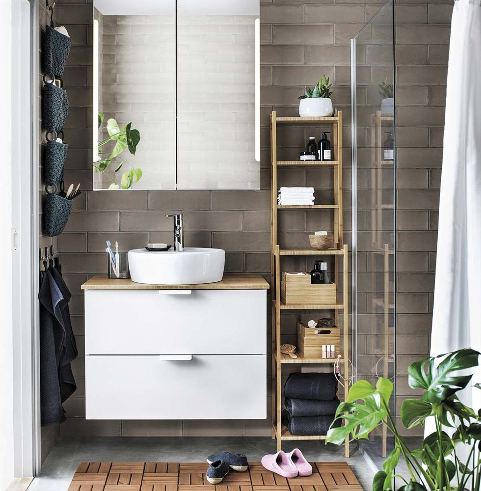 Si no tienes mueble debajo del lavabo: este es el invento de Ikea