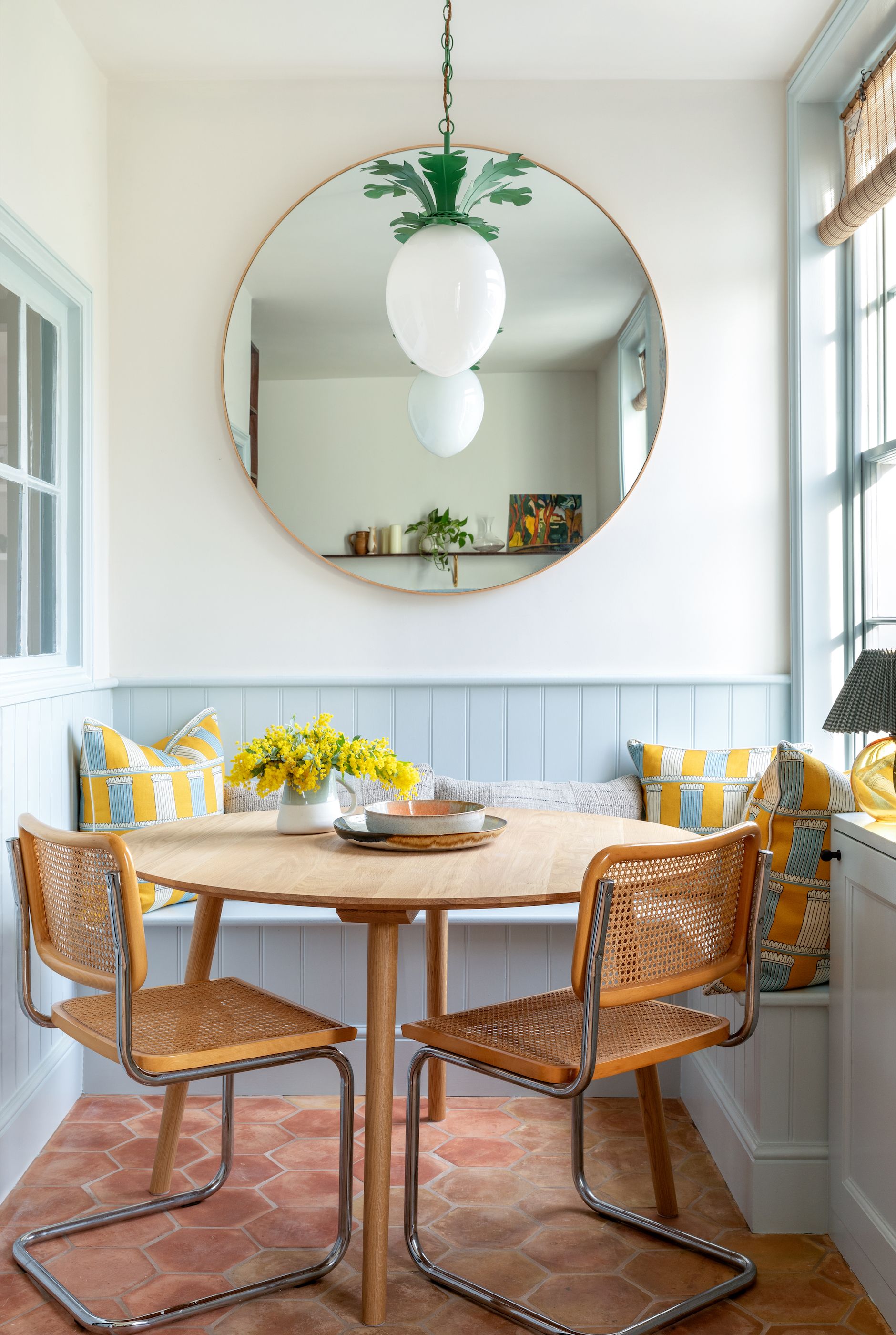 Booth vs. Banquette: What's the Difference?