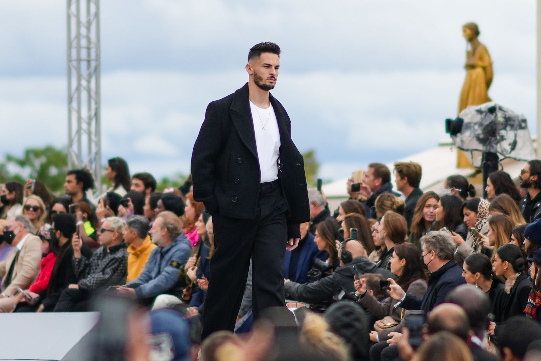 Ropa lujosa para online hombres