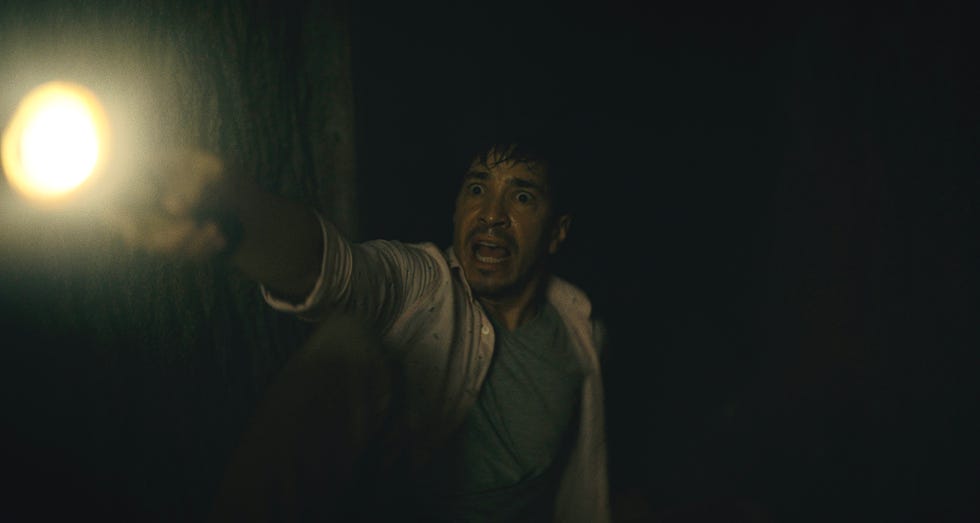 justin long as cale in 20th century studios' barbarian, exclusively on hulu photo courtesy of 20th century studios © 2022 20th century studios all rights reserved