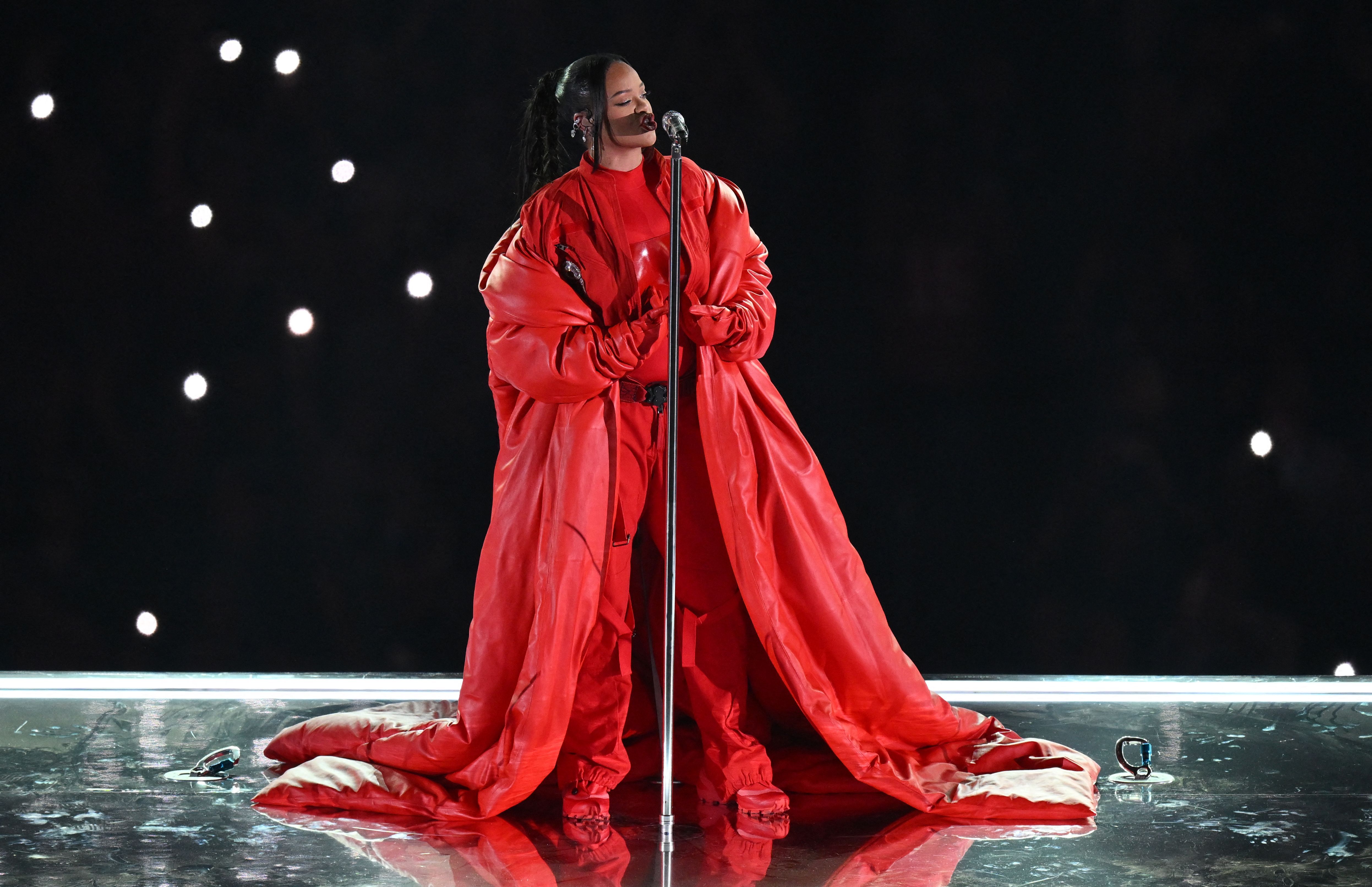 Rihanna: 'Exhilarating' to make return performance at Super Bowl