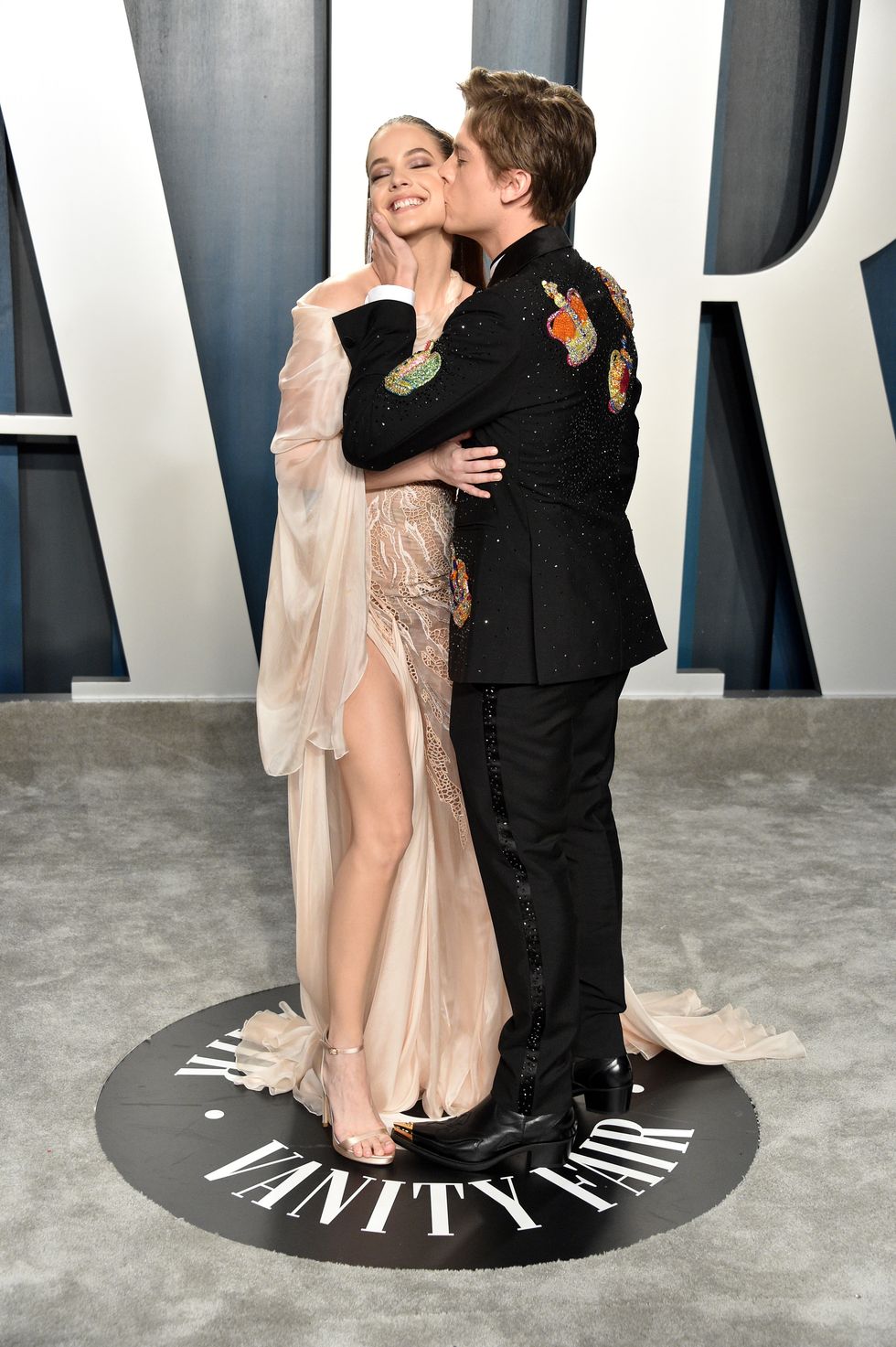 Cole Sprouse and Lili Reinhart Didn't Walk the Red Carpet at the 2020  Vanity Fair Oscar Party Together