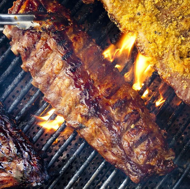 https://hips.hearstapps.com/hmg-prod/images/barbequed-baby-back-pork-ribs-cooking-on-the-grill-royalty-free-image-1690393275.jpg?crop=0.668xw:1.00xh;0.175xw,0&resize=640:*