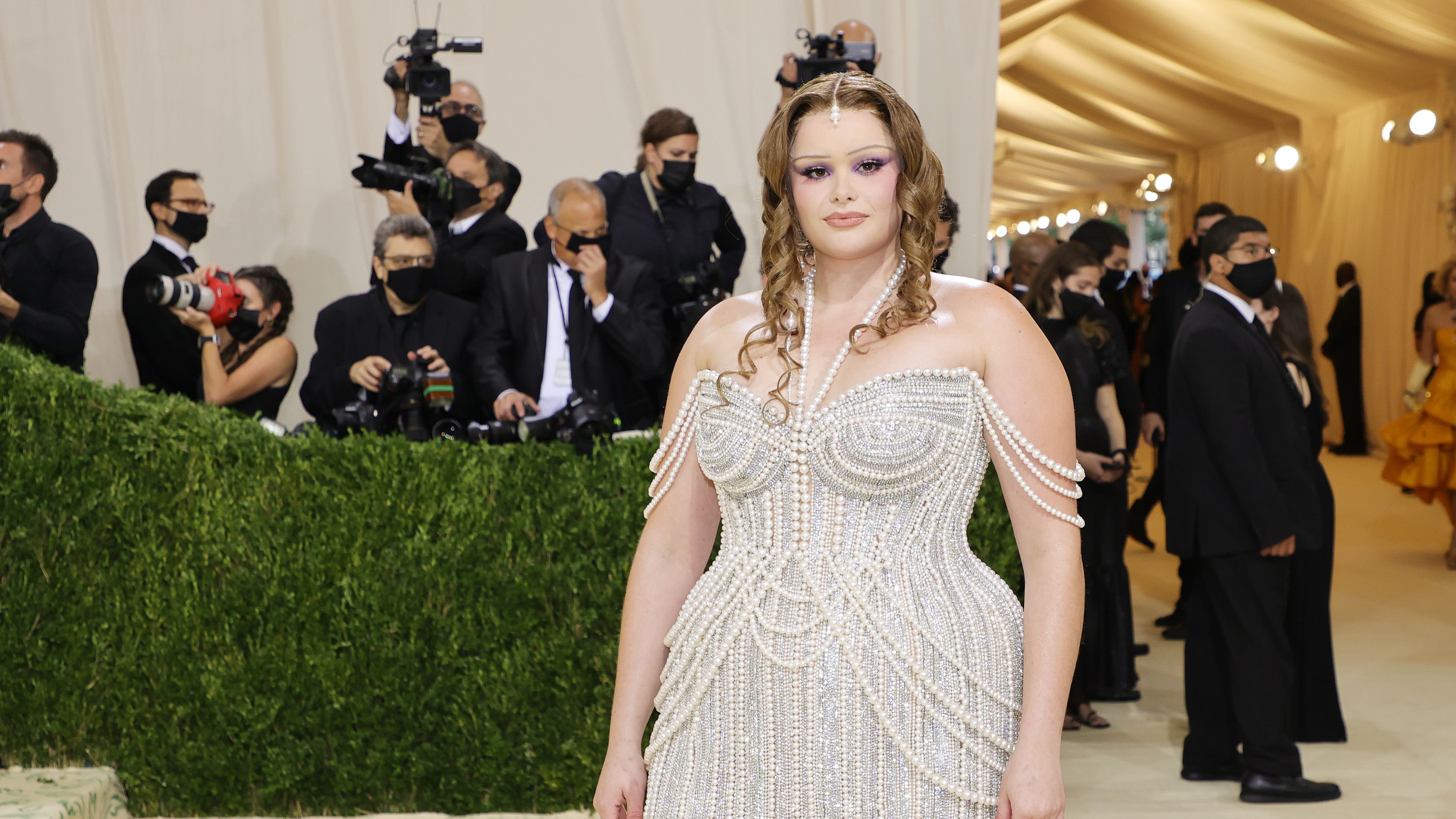 17 Women Over 50 Who Slayed The Met Gala Red Carpet
