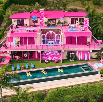 you can book barbie's malibu dreamhouse on airbnb