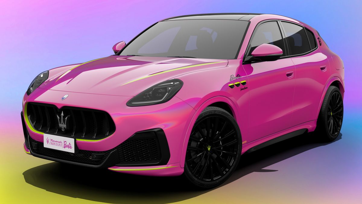 Barbie estrena coche: este Maserati Grecale rosa
