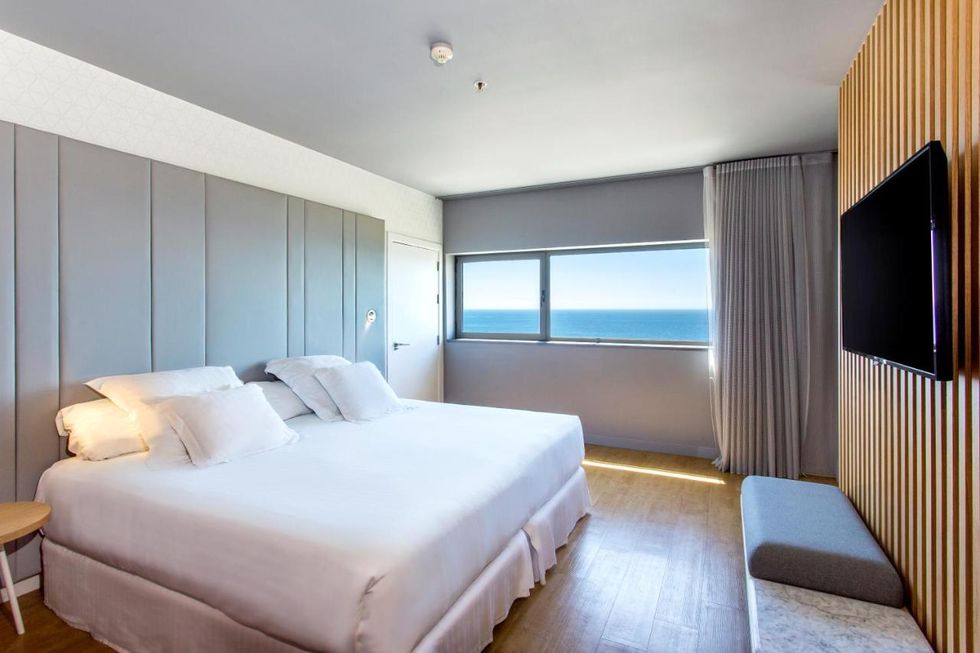 barcelona beach hotels