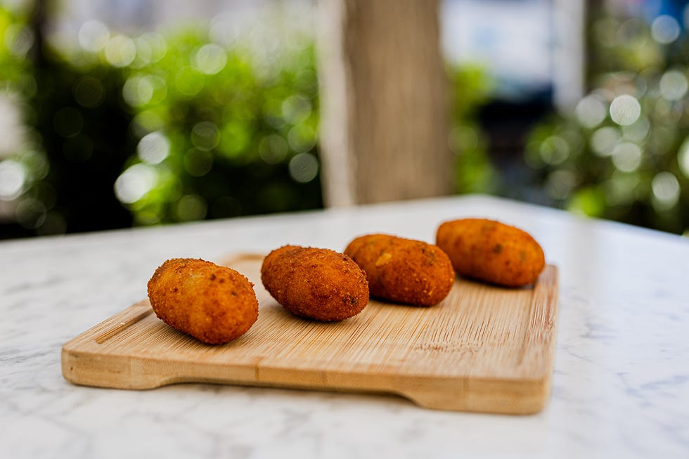 croquetas del bar bareto, madrid