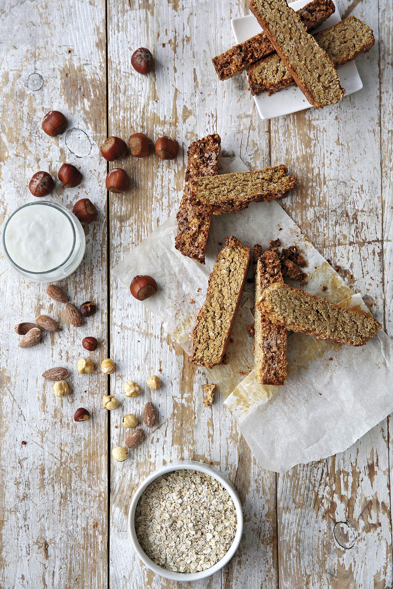 Barritas de cacao, avena y cacahuetes barritas de cacao, avena y cacahuetes