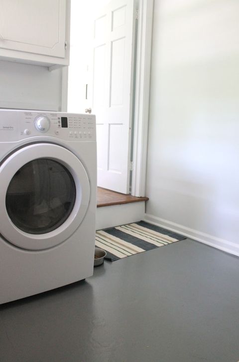 Washing machine, Major appliance, Laundry room, Clothes dryer, Laundry, Home appliance, Property, Room, Floor, Flooring, 