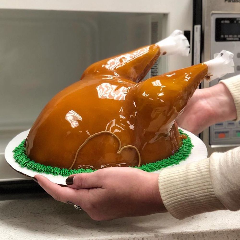 Baskin-Robbins Is Selling A Turkey Ice Cream Cake That Looks Wildly  Realistic For Thanksgiving