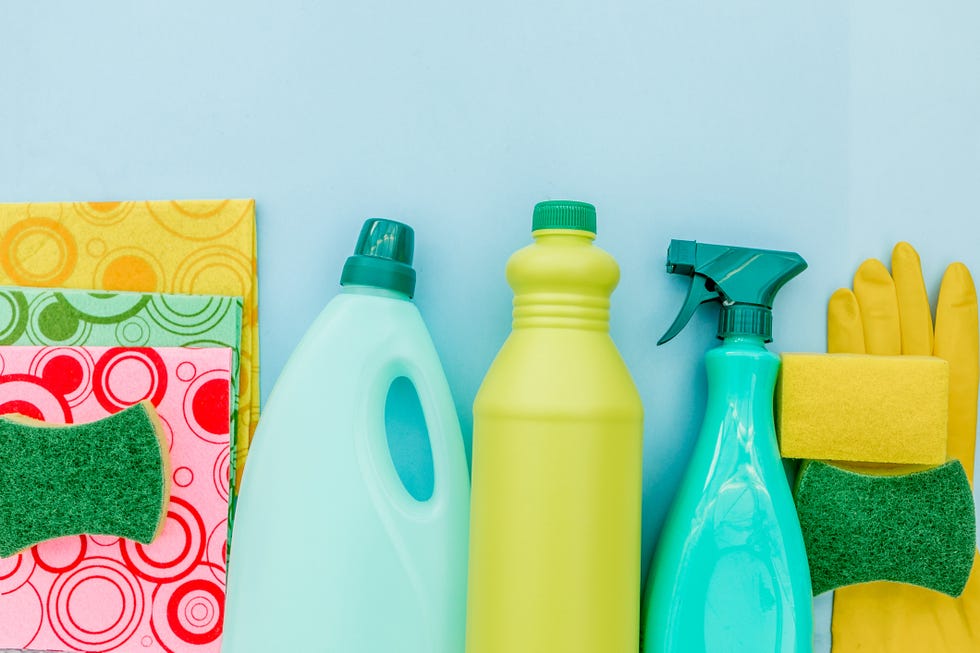 bathroom cleaning mistakes