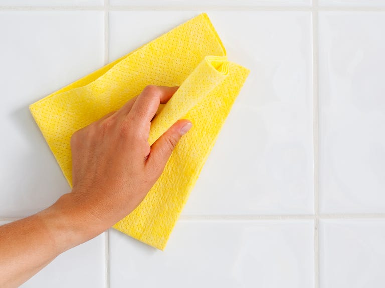 How to deep clean your bathroom, tips and tricks from the GHI