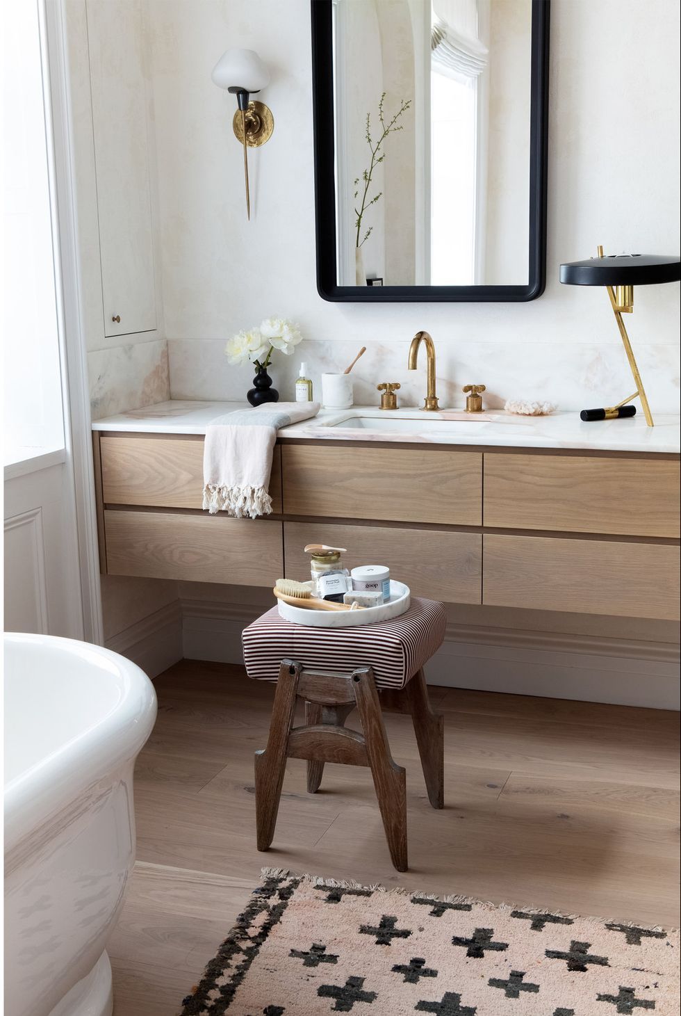 How to Organize Your Bathroom Counter