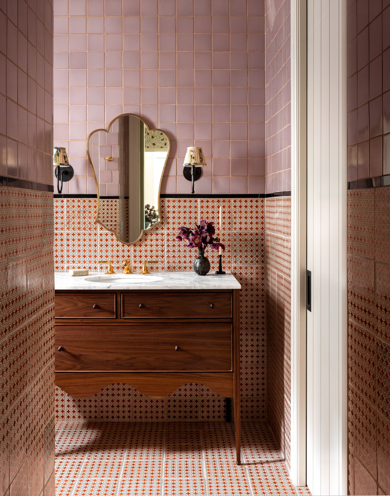 20 Bathroom Floor Ideas We Wish We Saw Sooner