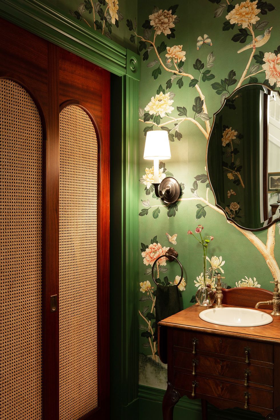 13 Bathroom Wallpaper Ideas Thatll Inspire You to Go Bright and Bold   HGTV Canada