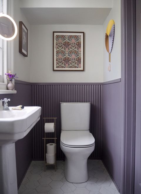 bathroom paint colors, brassica colored en suite bathroom