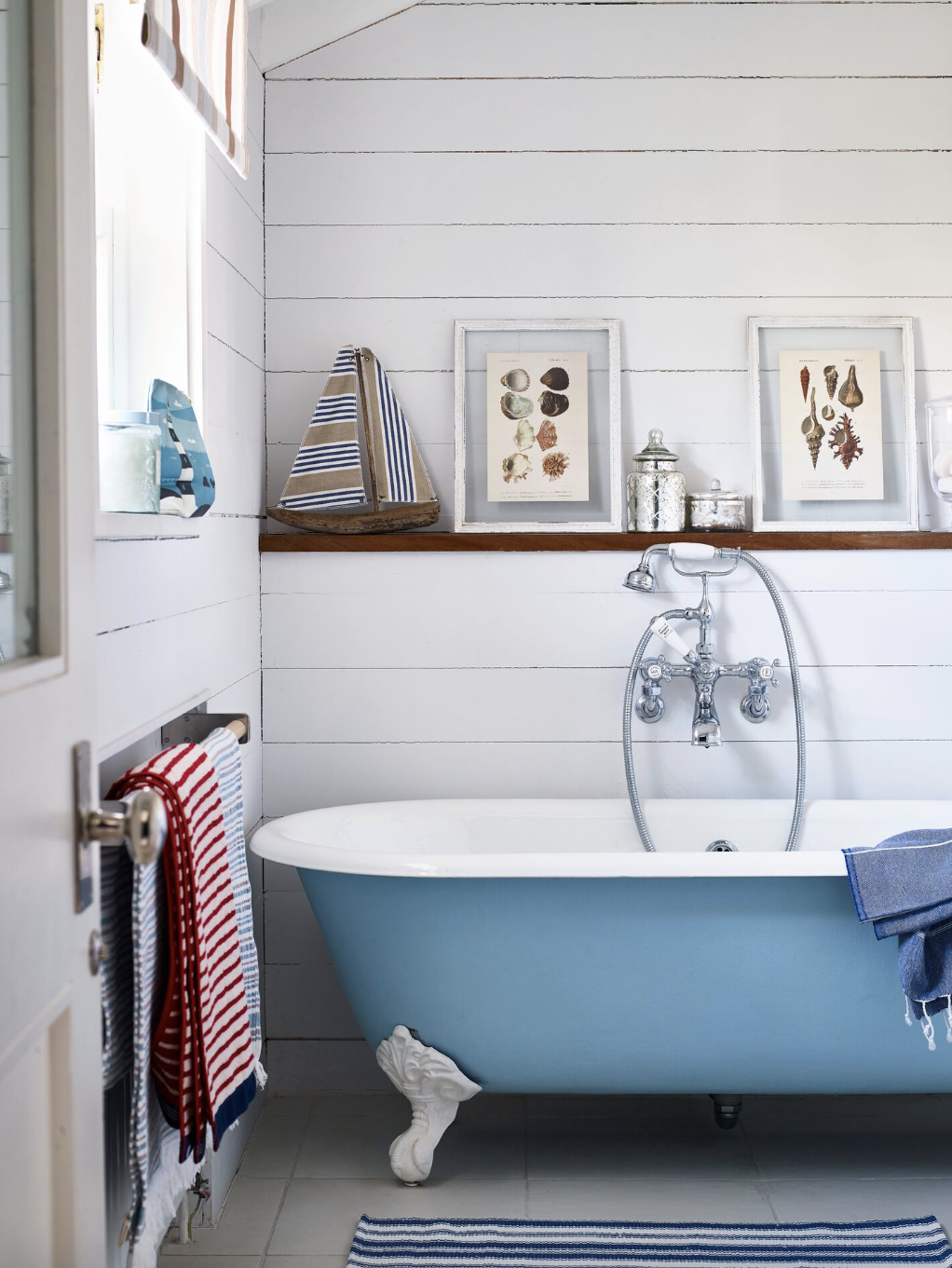 9 Clever Towel Storage Ideas for Your Bathroom