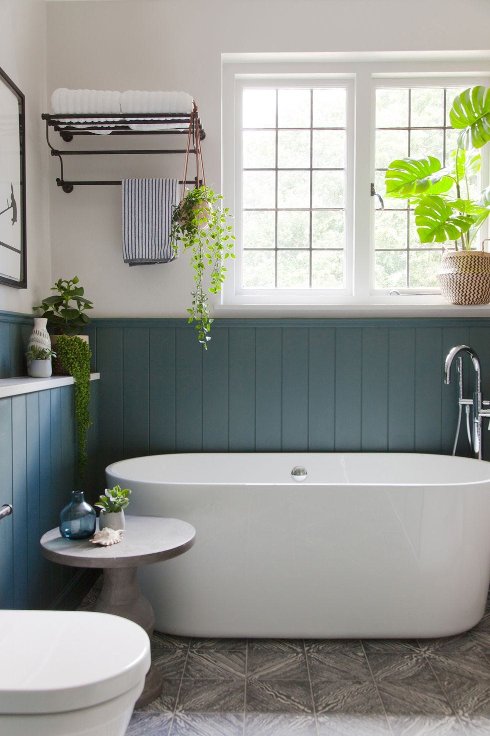 modern bathroom with soaker tub