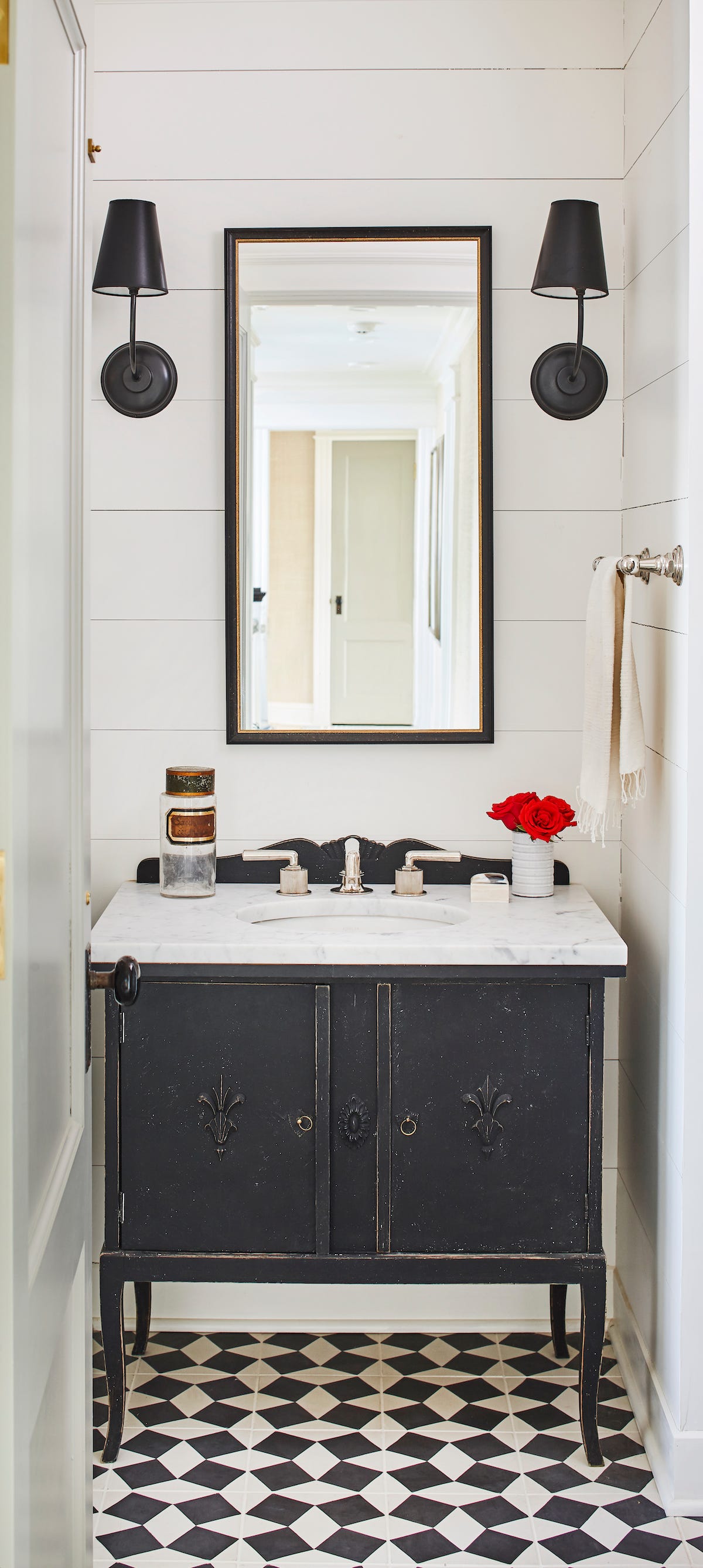 21 Best Bathroom Vanity Ideas 2023: See Our Top Picks