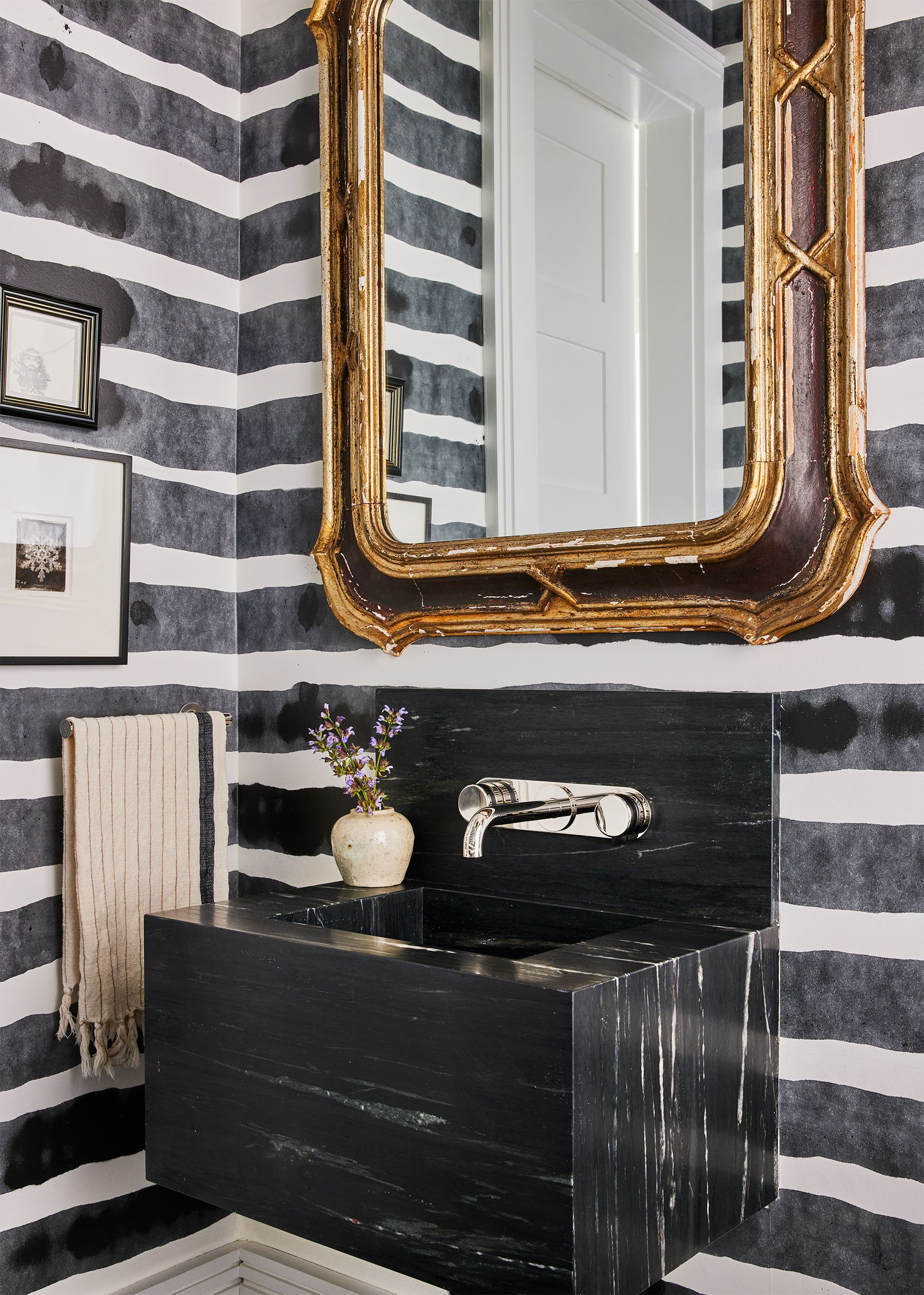 15 NonBoring Black And White Bathroom Decor Ideas  Bathroom wallpaper  Home decor inspiration Home