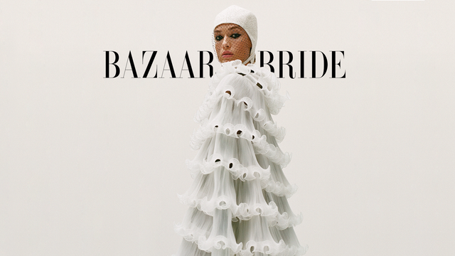 white, clothing, dress, fashion, outerwear, gown, christmas tree, sleeve, fictional character, wedding dress,