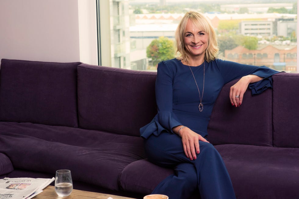 bbc breakfast, louise minchin