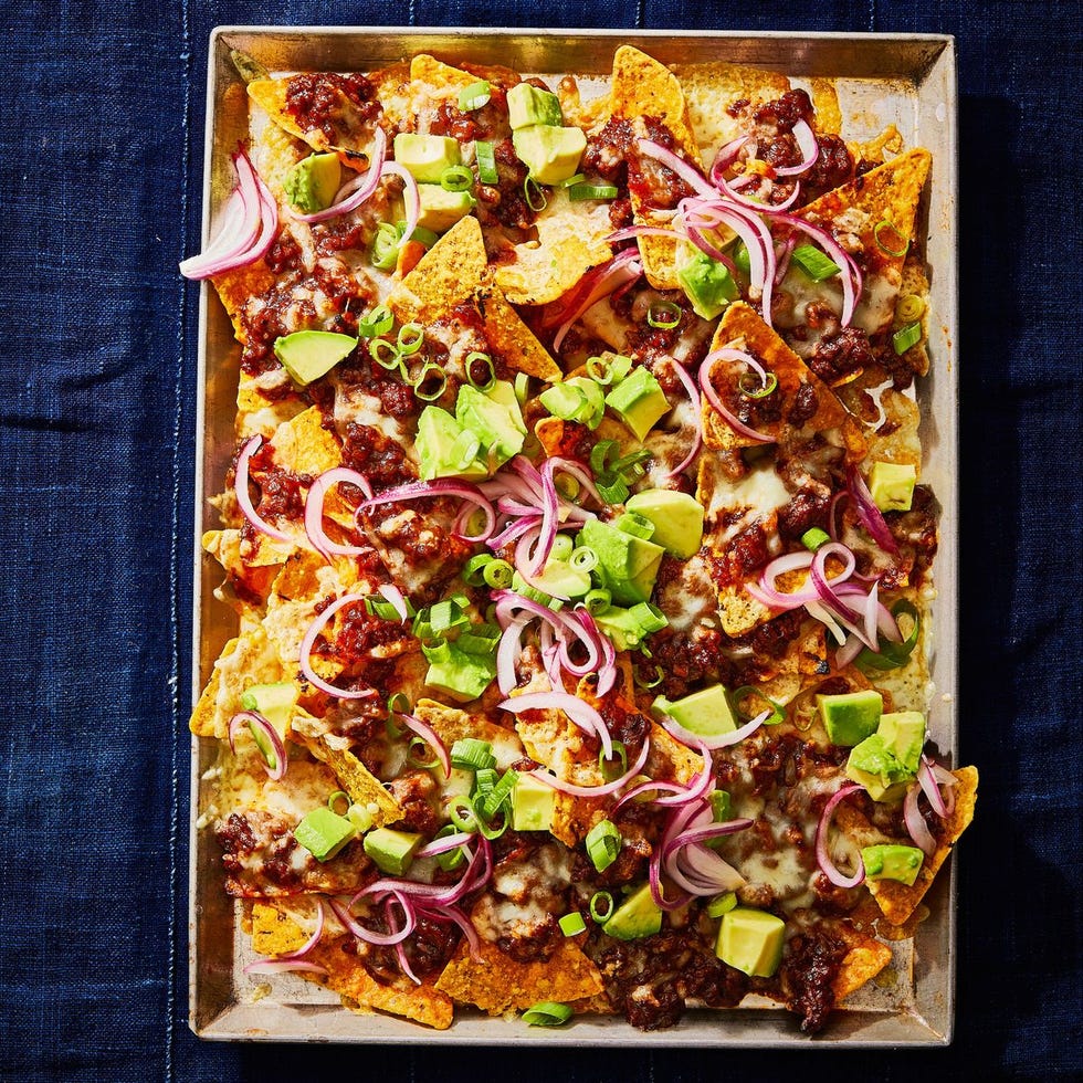 bbq beef nachos with avocado and red onions